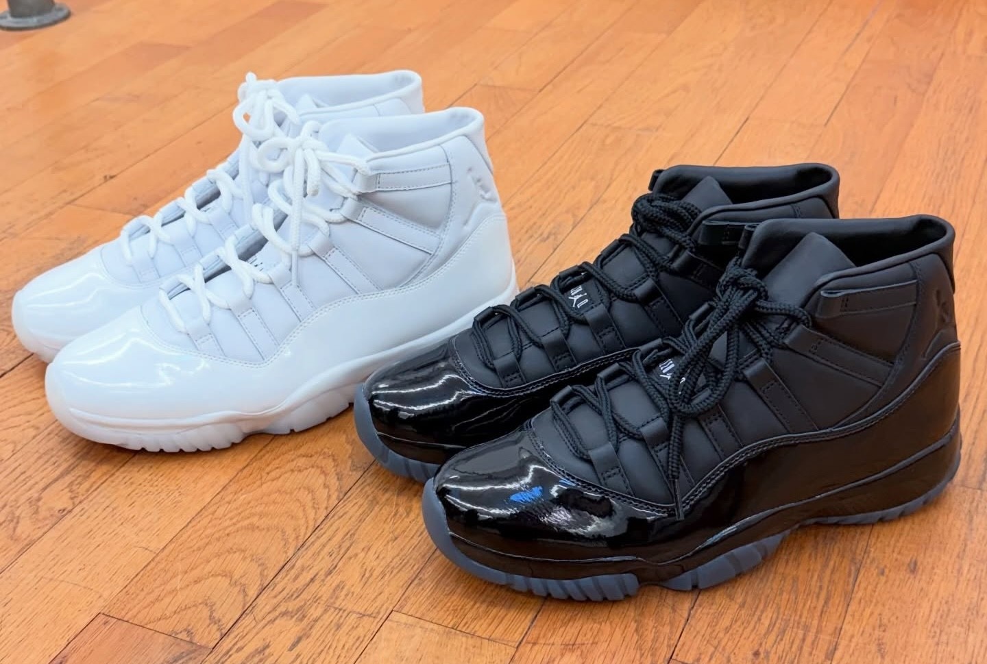 Comme des Garcons x Air Jordan 11 Collabs Surface