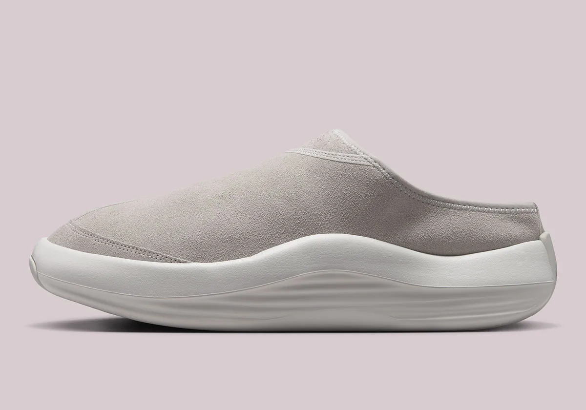 Jordan Brand Made A Perfect House Shoe For Sneakerheads With The Future Mule Image 2
