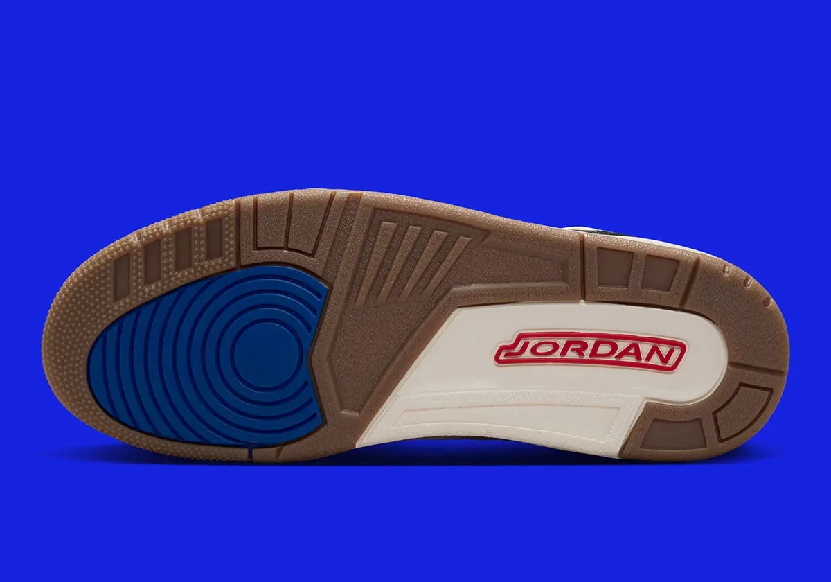 Nike Football Logos Appear On This Upcoming Jordan Spiz’ike Low Image 2