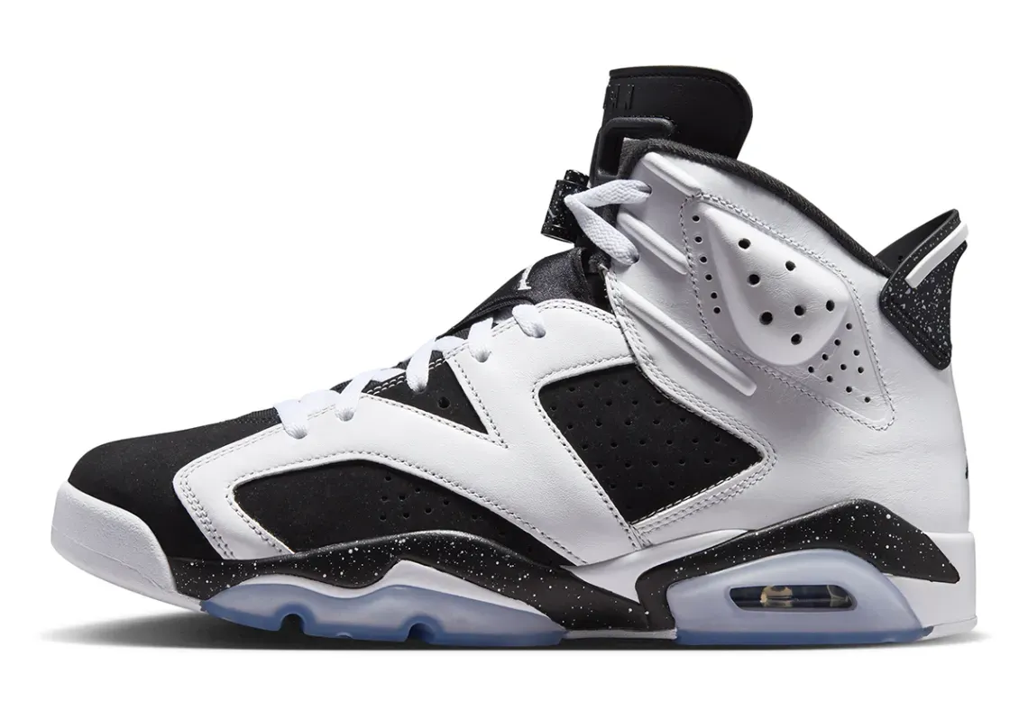 Official Images Of The Air Jordan 6 “Oreo” Image 2