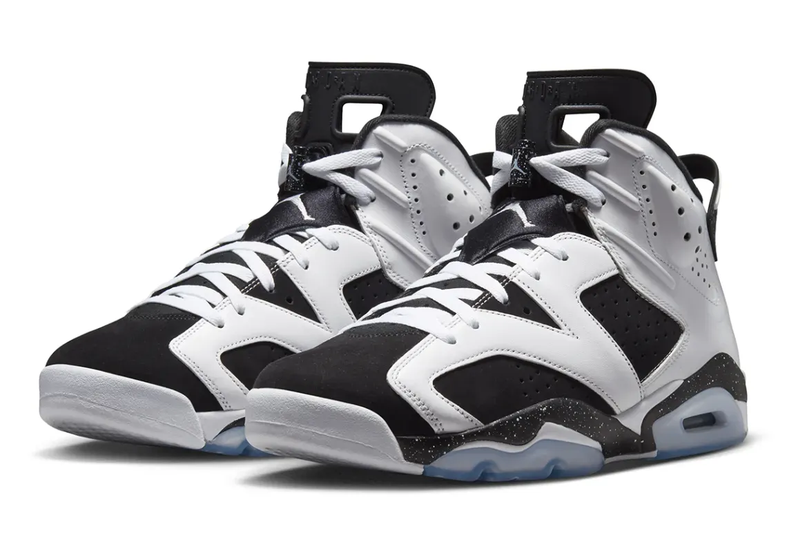 Official Images Of The Air Jordan 6 “Oreo” Image 1